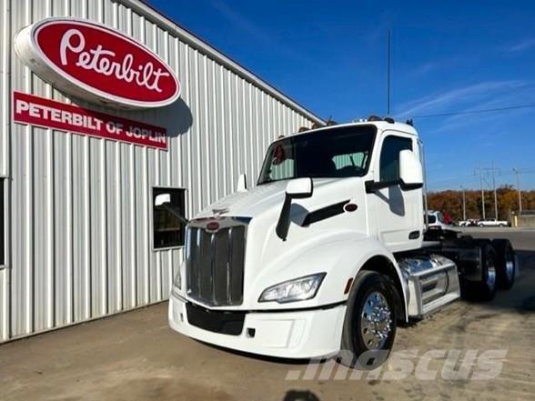 Peterbilt 579 Vetopöytäautot