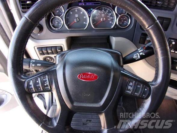 Peterbilt 579 Vetopöytäautot