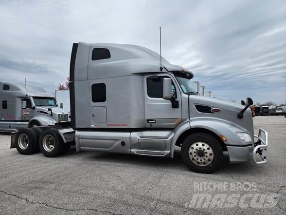 Peterbilt 579 Vetopöytäautot