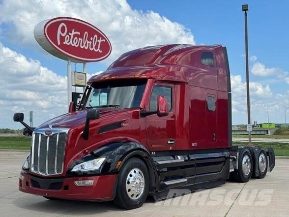 Peterbilt 579 Tractor Units