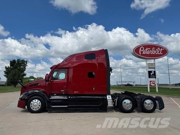 Peterbilt 579 Tractor Units