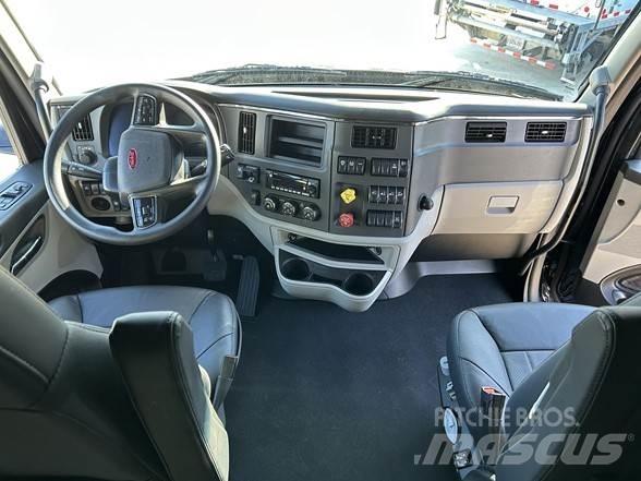 Peterbilt 579 Vetopöytäautot