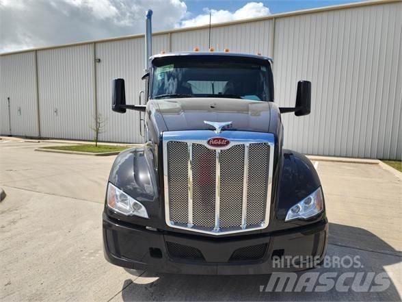Peterbilt 579 Vetopöytäautot
