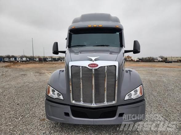 Peterbilt 579 Vetopöytäautot