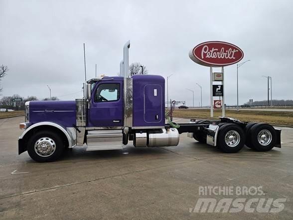 Peterbilt 589 Vetopöytäautot