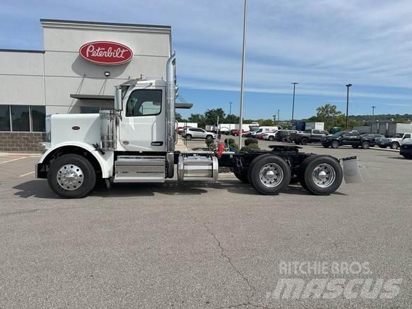 Peterbilt 589 Vetopöytäautot