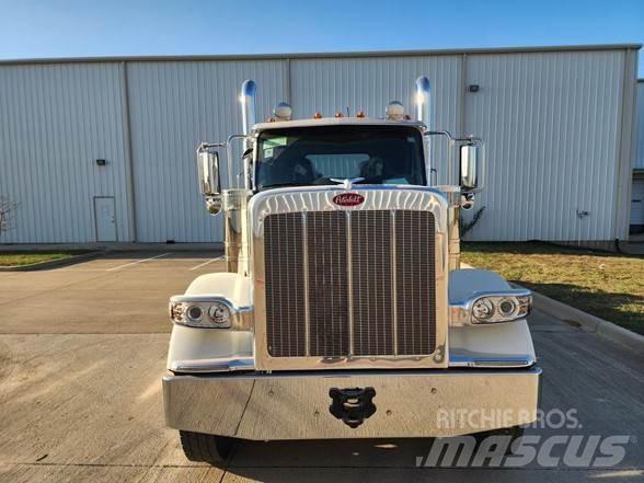 Peterbilt 589 Vetopöytäautot