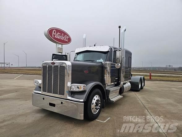 Peterbilt 589 Vetopöytäautot