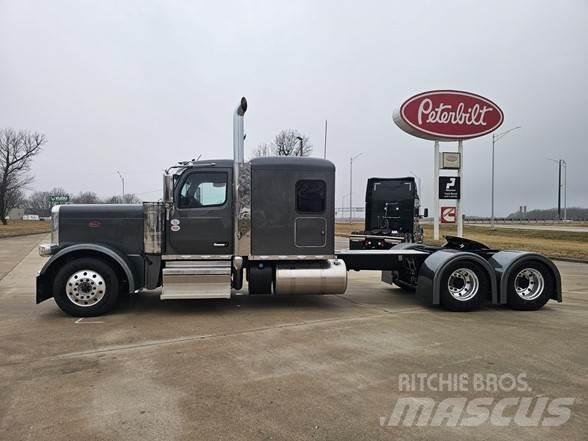 Peterbilt 589 Vetopöytäautot