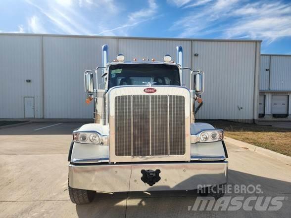 Peterbilt 589 Vetopöytäautot