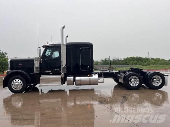 Peterbilt 589 Vetopöytäautot