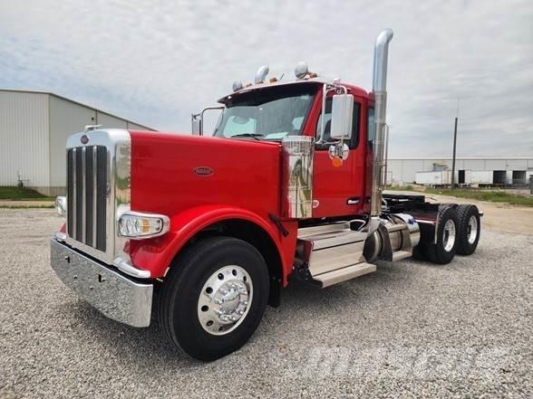 Peterbilt 589 Vetopöytäautot
