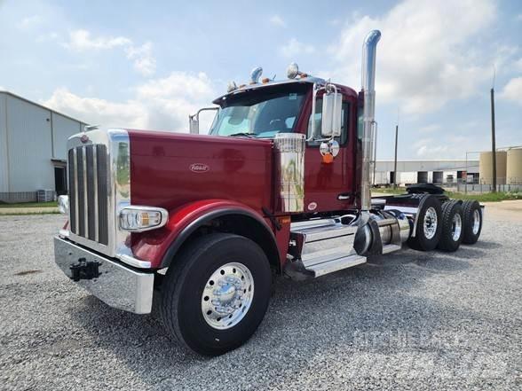 Peterbilt 589 Vetopöytäautot