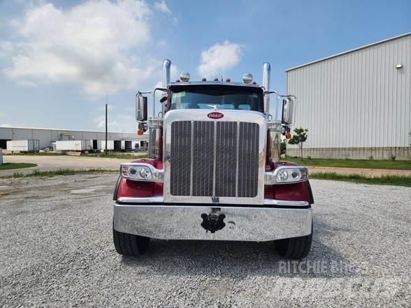Peterbilt 589 Vetopöytäautot