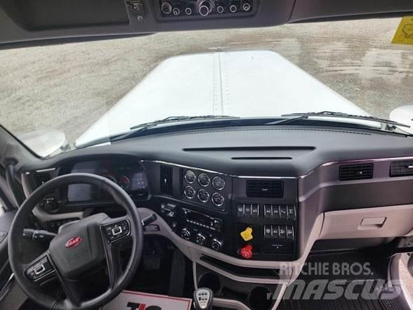 Peterbilt 589 Vetopöytäautot