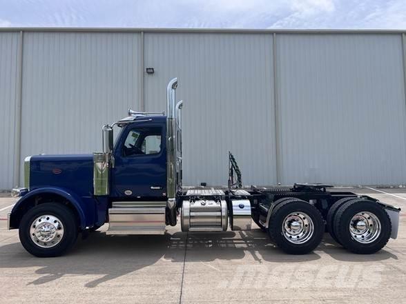 Peterbilt 589 Vetopöytäautot