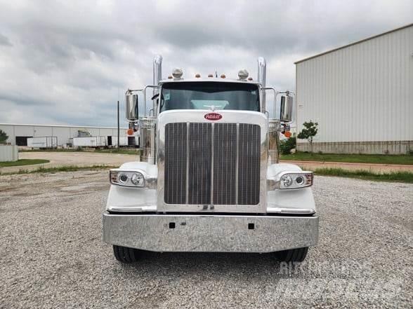 Peterbilt 589 Vetopöytäautot