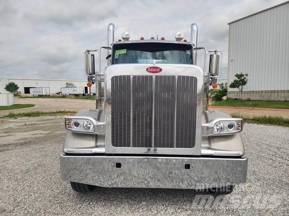 Peterbilt 589 Vetopöytäautot