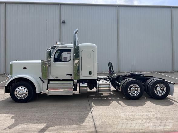 Peterbilt 589 Vetopöytäautot