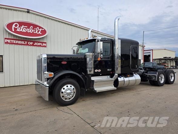 Peterbilt 589 Vetopöytäautot