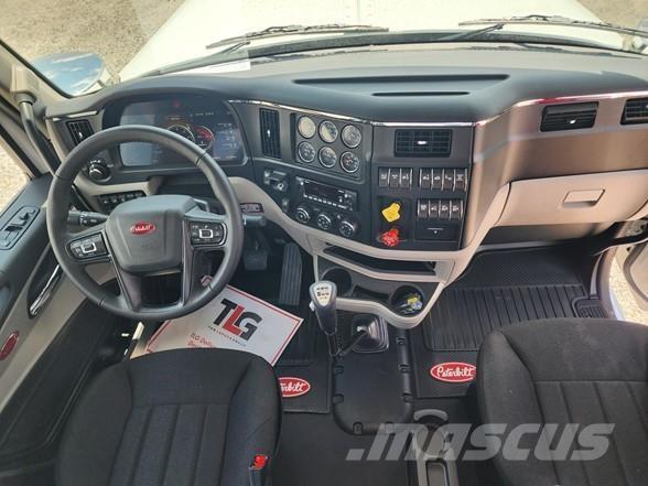 Peterbilt 589 Vetopöytäautot