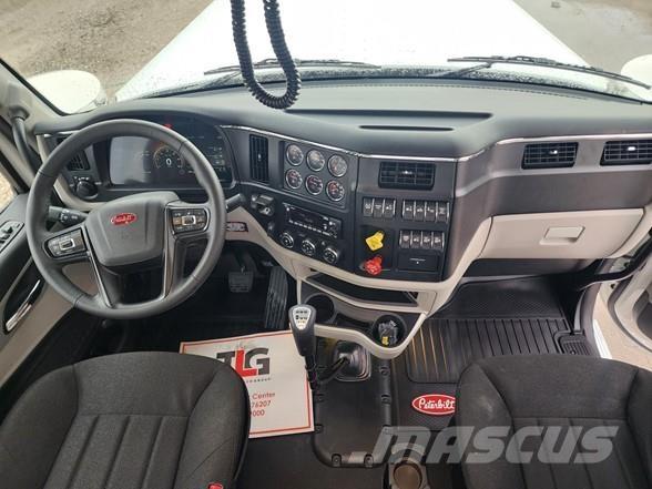 Peterbilt 589 Vetopöytäautot