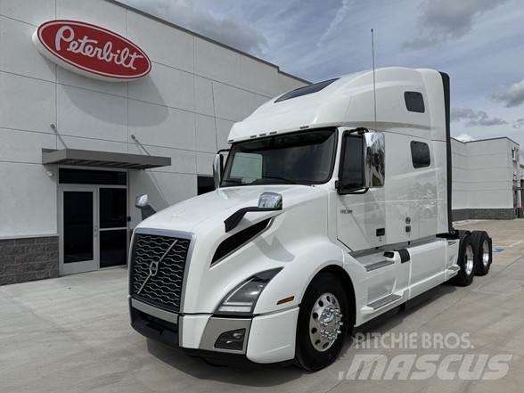 Volvo VNL42860 Vetopöytäautot