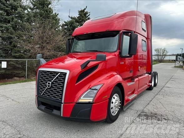 Volvo VNL64T860 Vetopöytäautot