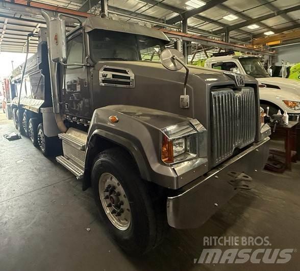 Western Star 4700 Sora- ja kippiautot