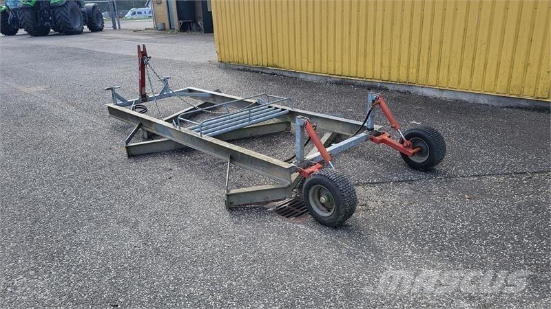  - - - Vejhøvl Muut maatalouskoneet