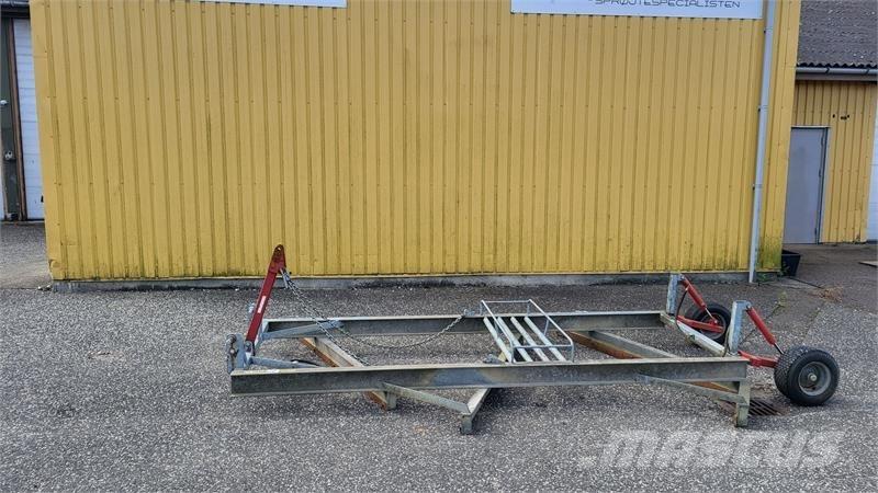  - - - Vejhøvl Muut maatalouskoneet