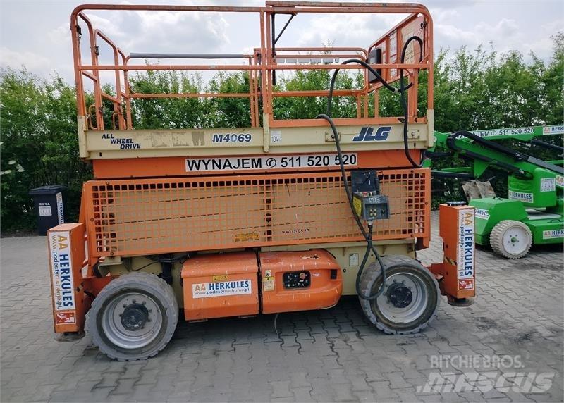 JLG 4069 Saksilavat
