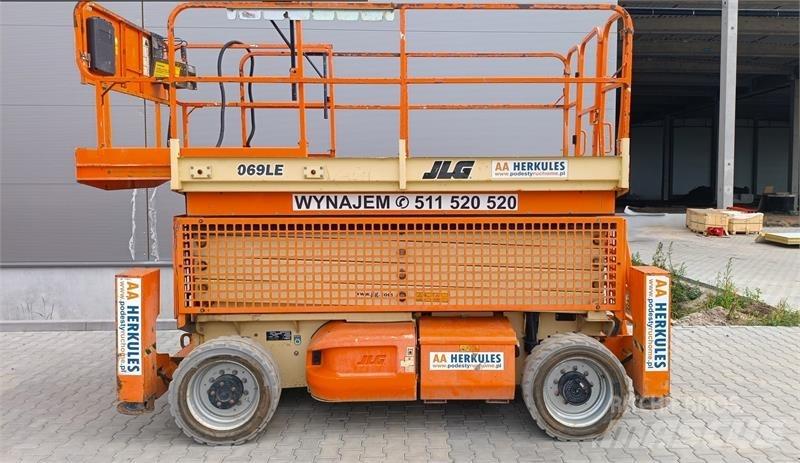 JLG 4069 Saksilavat