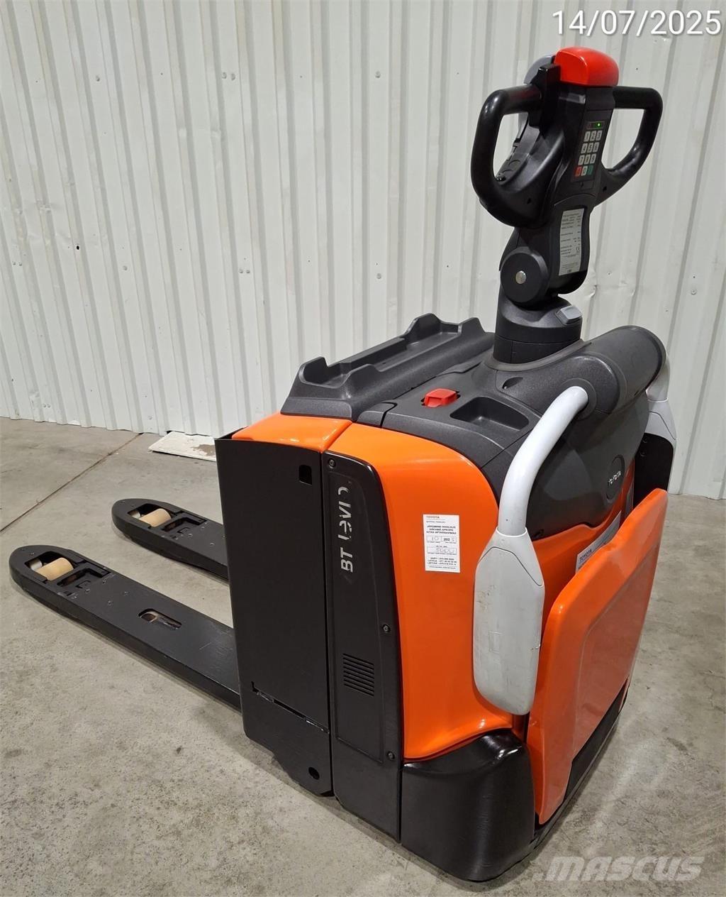 BT LPE200/8 Pumppukärryt