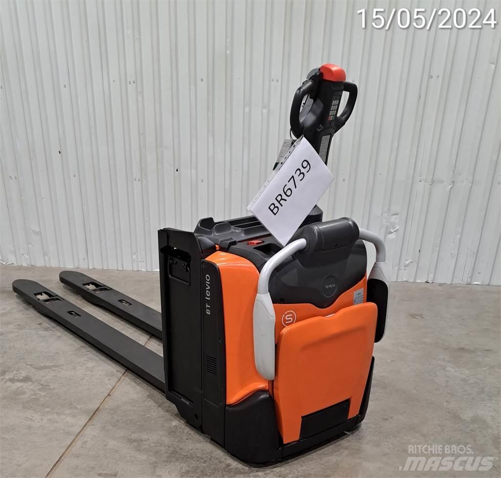 BT LPE200/8 Pumppukärryt