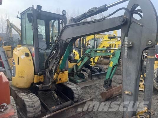 Komatsu PC26MR-3 Minikaivukoneet < 7t