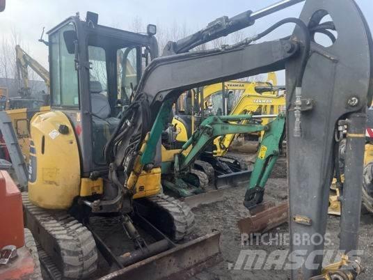 Komatsu PC26MR-3 Minikaivukoneet < 7t