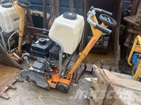  Scie à sol HUSQVARNA Muut koneet