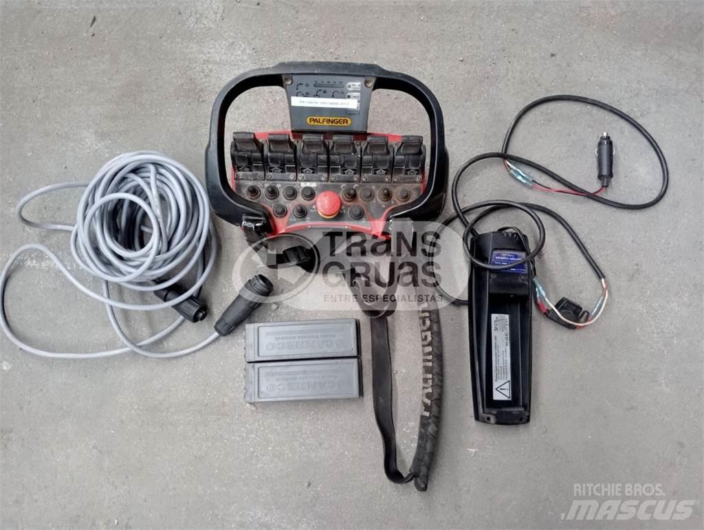 Palfinger PK 13001-K Kappaletavaranosturit