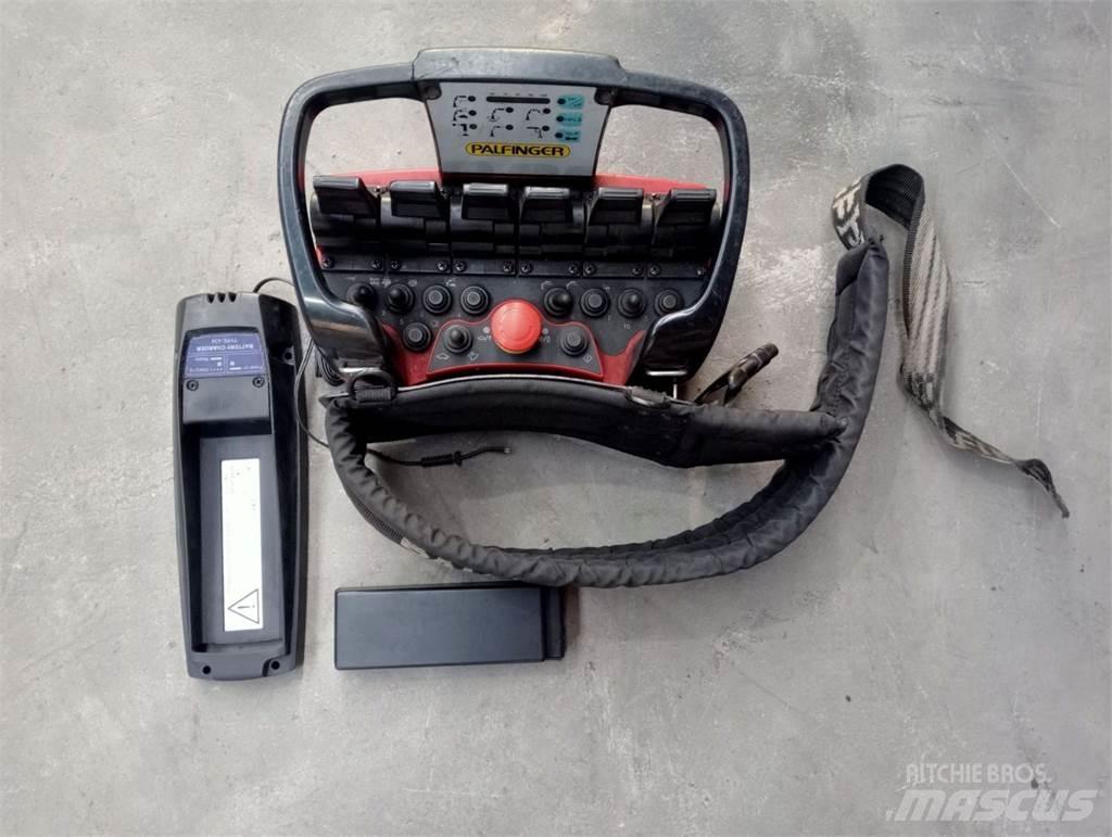 Palfinger PK 23002 Kappaletavaranosturit