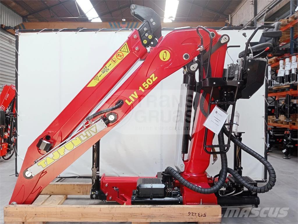 Tajfun Liv L150Z.96 Juontokourat ja kuormaimet