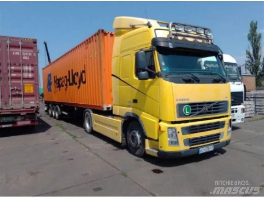 Volvo  Vetopöytäautot