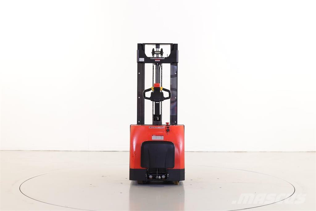 EP ES12-RS Käyden ajettavat pinoamistrukit