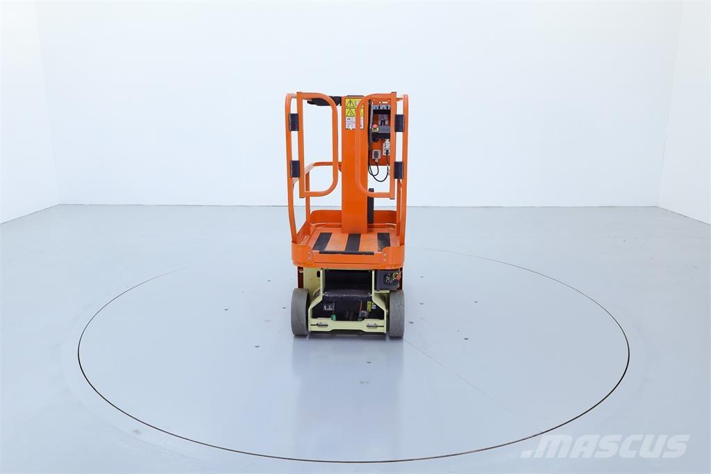 JLG 1230ES Henkilönostimet ja nostolaitteet