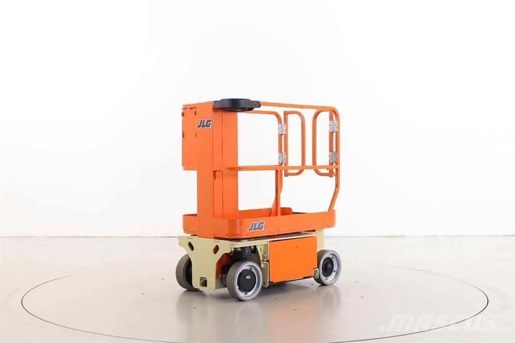 JLG 1230ES Henkilönostimet ja nostolaitteet