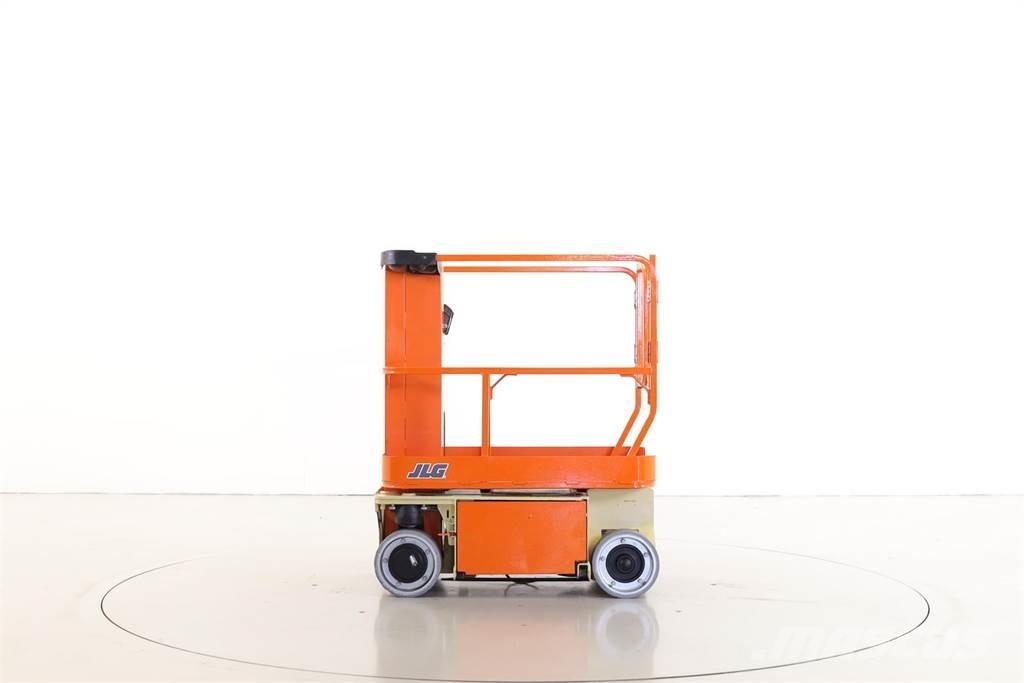 JLG 1230ES Henkilönostimet ja nostolaitteet