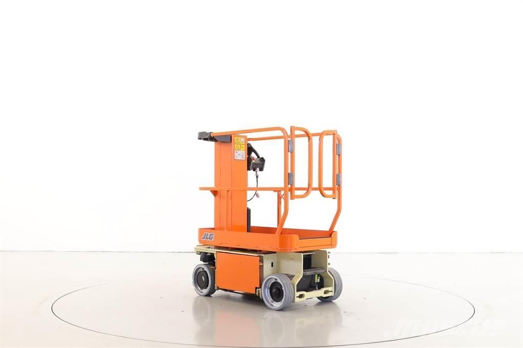 JLG 1230ES Henkilönostimet ja nostolaitteet
