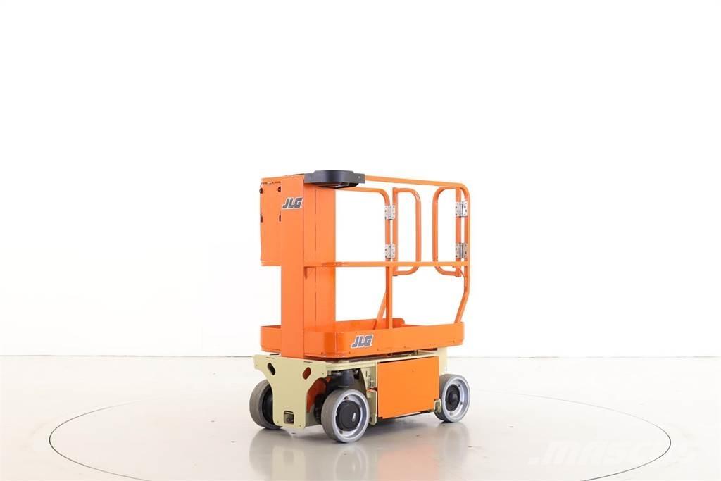 JLG 1230ES Henkilönostimet ja nostolaitteet