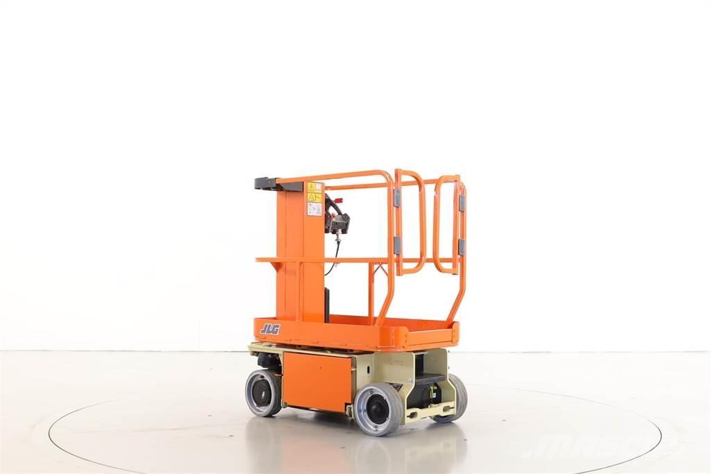 JLG 1230ES Henkilönostimet ja nostolaitteet