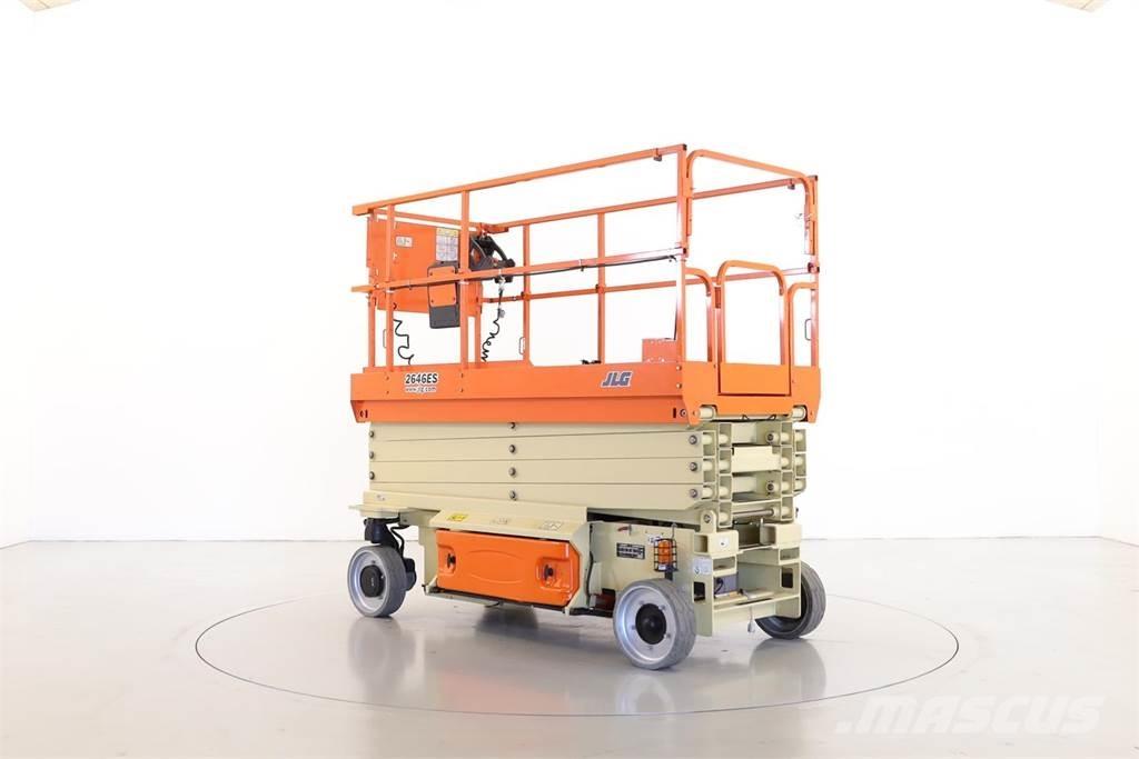 JLG 2646ES Saksilavat